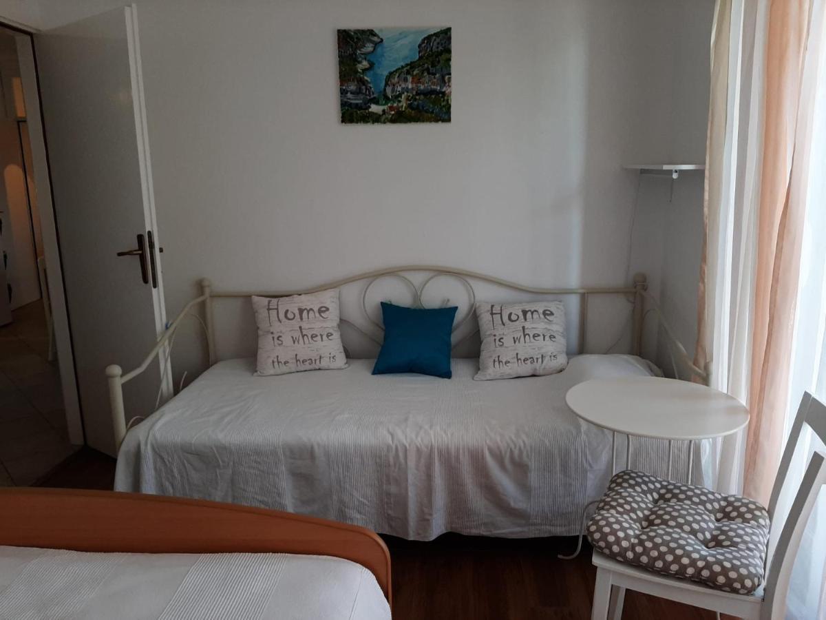 Cosy, Sea View Porat